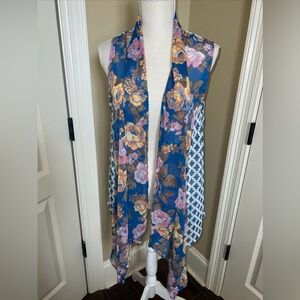 WEST KEI Womens Vest Size L Open Front Sleeveless Floral Blue